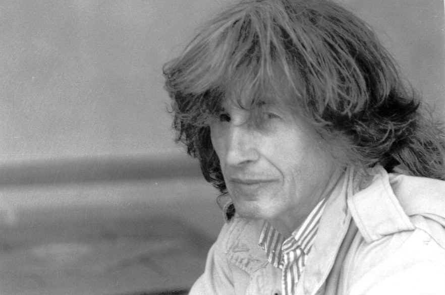 Faut-il achever les vieux chanteurs ?