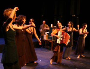 Des nuits noires de monde…