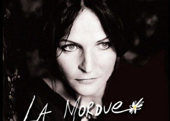 La Mordue « Mes nénés »