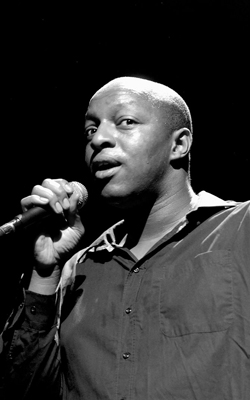 Oxmo, le "black Jacques Brel" (ph. DR)