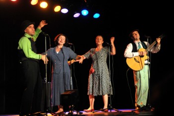 Avignon 2012 : Allez au Barber Shop quartet !