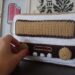 Un crochet par la radio…