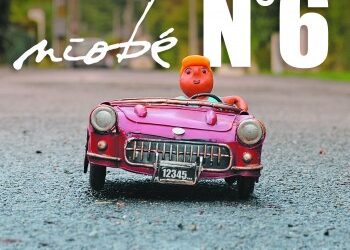 Niobé lance son six