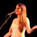 Lise Martin, hors des chants courants