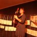Lily Luca : elle, chanteuse, en auto-Mickeys