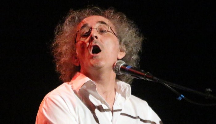 Festival Dimey 2015 : Barzingault, quête de repères dans un monde dézingué