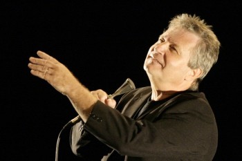Bruno Ruiz sur la scène de Barjac (2015 © Photos Anne-Marie Panigada)