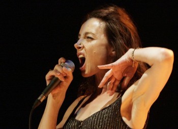 Valérie Mischler : un grand fauve ou une Amazone ? (photo Catherine Cour)