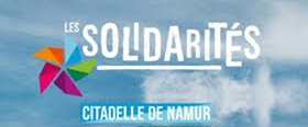 LES SOLIDARITÉS : DU COURT MAIS DU BON ! Dernier rendez-vous musical belge de l’été, les Solidarités avaient lieu ce week-end des 27 et 28 août 2016, sur le magnifique site de la Citadelle de Namur. Court sur la durée mais consistant dans l’affiche (une trentaine de concert au programme, avec comme points d’orgue Louise attaque et Souchon-Voulzy). Certes, le festival manque un peu de cohérence dans la programmation, qui court beaucoup de lièvres à la fois, mais non dans la volonté de proposer un lieu de rencontre familial, engagé et conscientisé. C’est ainsi qu’il est donné à qui veut, entre deux concerts, d’assister à des débats ou des projections de films (Merci Patron ou Demain), de visiter les stands d’associations oeuvrant dans le social, l’écologie ou l’humanitaire, tandis qu’un immense espace de jeux et d’animations est réservé aux enfants. Une autre manière d’écouter de la musique, quoi…