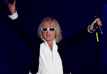 Polnareff sur la Grande scène de l'Huma (photo Vincent Capraro)