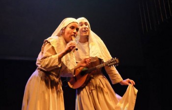(photos non créditées tirées de la page facebook de Zorozora)