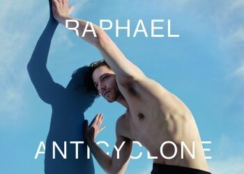 Raphael, le vent en poupe
