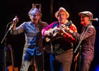 Off Avignon 2018, Barjac 2018. Les escrocs, bienfaiteurs en cavale