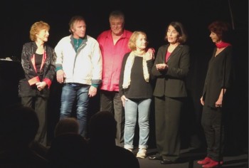De gauche à droite : Marie-Thérèse Orain, Arnaud Rudel (le fils de Jacques Debronckart et Janet Rudel), Christian Camerlynck, Janet Rudel, Clémentine Jouffroy et Annick Roux (photo François Bellart)