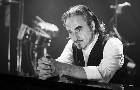 Stephan Eicher, homeless singer