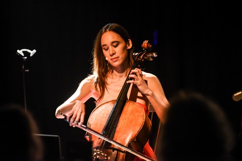 Joëlle Mauris, traversée d’une violence invisible