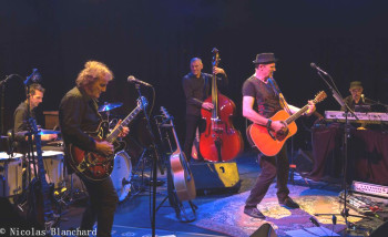 Eric Frasiak et ses musiciens à la MJC de Venelles. © N Blanchard