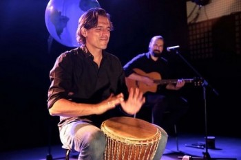 Compagnie Alatoul : "Jack Jacko la guitare" (photo non créditée)