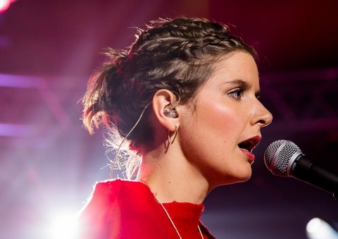 Klô Pelgag : changer les douleurs du temps…