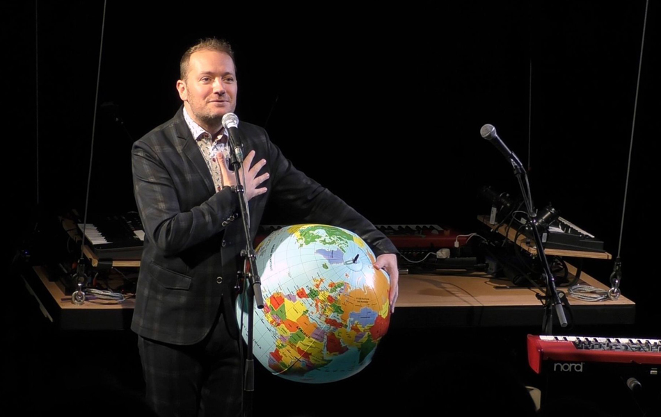 Bastien Lucas, l&rsquo;espace et le temps