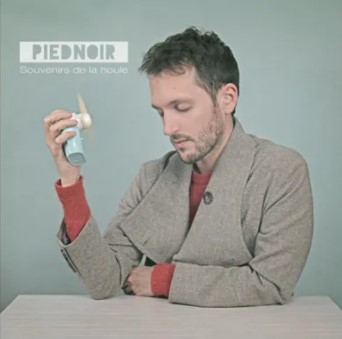Piednoir « La tête haute »