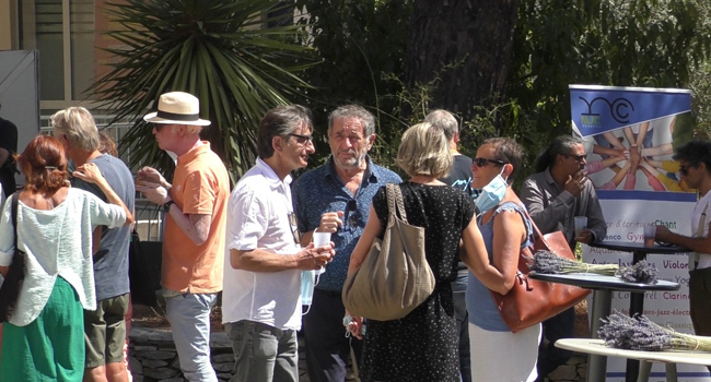 MJC en discussion 3 09 21 ©Alain Withier