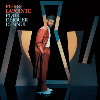 Pochette Pour Déjouer mon ennui, 2019 Ses pochettes (celle de son deuxième album, La forêt des mal-aimés, 2007, a été exposée au Musée des Beaux-Arts de Montréal), ont fait de lui, chaque fois, le héros d'un tableau, ou d'une installation.  Il scénarise ses spectacles, de Pépiphonique en 2005, au Conte crépusculaire avec David Altmejd, en passant par le grand show Mutantès, très avant-gardiste. Ses vidéo clips sont autant d'œuvres d'art : étudiez le décor de motifs pop surchargés, cinétiques de Nos joies répétitives, le premier clip qu'il a réalisé en 2013, la géométrie abstraite et baroque de Sais-tu vraiment qui tu es, ou l'abécédaire-pierres précieuses de La science du cœur, 2017. Ou en 2019 la chorégraphie épurée de Tatouage, et les vivantes « natures mortes » du Monarque des Indes, opposant fleurs et fruits colorés dignes des tableaux hollandais du XVIeme siècle, aux motifs végétaux stylisés plus contemporains, montés en mobiles blanc sur blanc.   