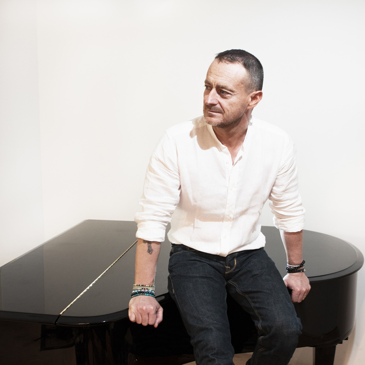 Jean-Marc Sauvagnargues. Celui qui chante…. Berger