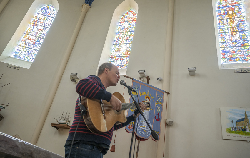 Le chant des vagues 2022. Thibaud Defever chante la mer