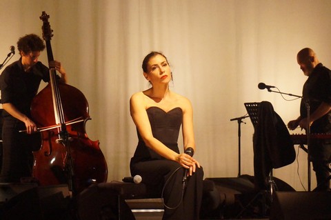 Olivia Ruiz à Bruxelles (photos Annick Delperdange)