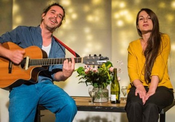 "Presque un cri" : Valentin Vander et Lise Martin (photo © Thomas Bader)