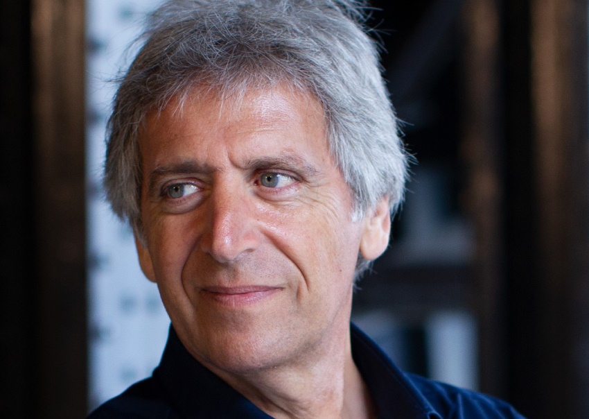 Yves Duteil, avec le temps, de l’intime à l’universel