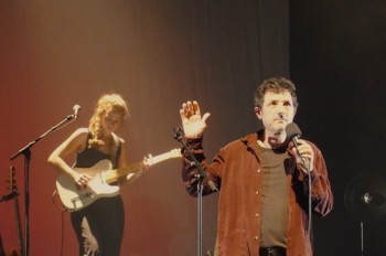 Albin de la Simone à Bruxelles (photos Annick Delperdange)