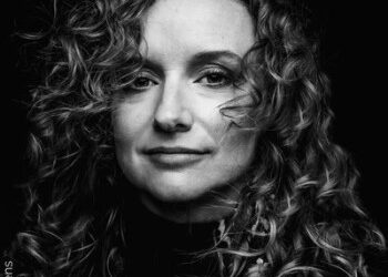 Clémence Savelli « Tout va bien »