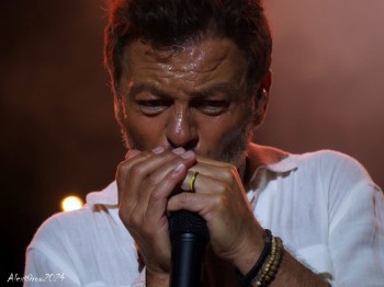 Christophe Maé à l'harmonica Spa 2024 ©Axel Crow