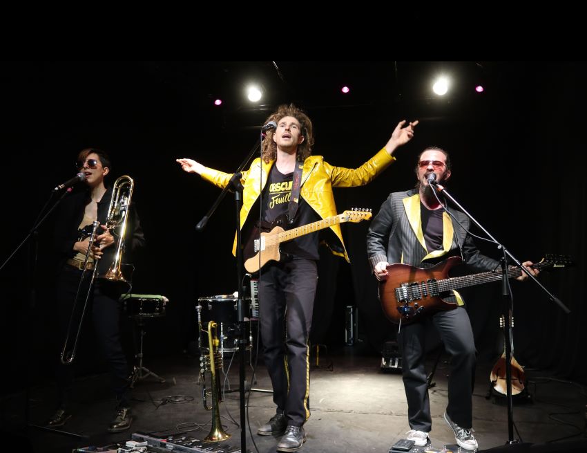 Off Avignon 2024 Obscur Feuillage, chanson explosive