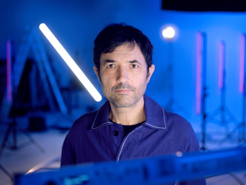 Albin de la Simone Photo ©Julien Bourgeois