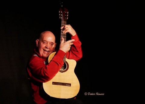 Gérard Morel en pleine crise de lumbago (photo Didier Kovacs)
