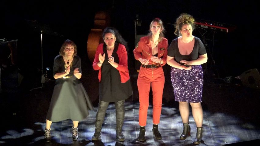 Les voluptueuses Photo Pierre Margot (ici avec Noémie Lamour)