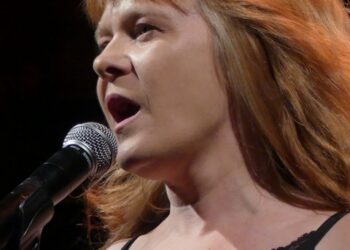 Barjac 2025. Agnès Bihl, demi-jubilé, vraie jubilation !