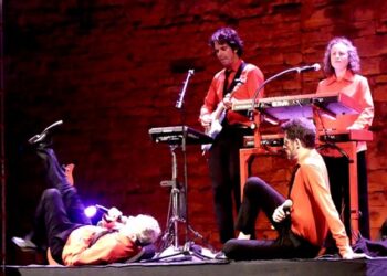 Barjac 2026. Les Goguettes : quand la chanson voit rouge